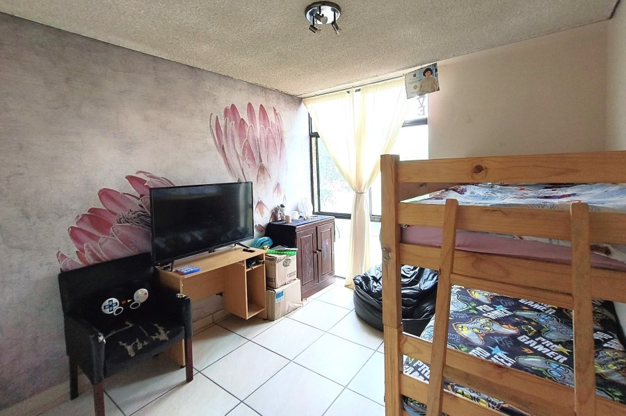 To Let 2 Bedroom Property for Rent in Sonstraal Western Cape